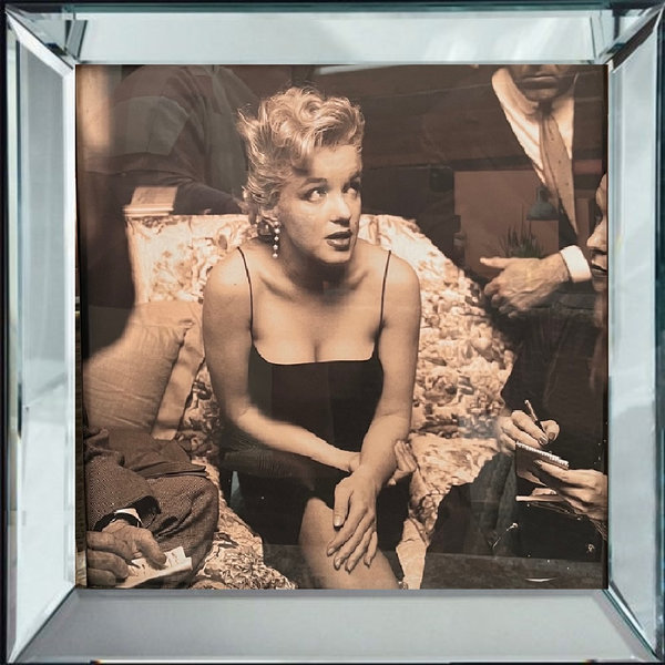 Hazenkamp Spiegelbild "Marilyn im Sessel" 50x50cm Wandbild 56372